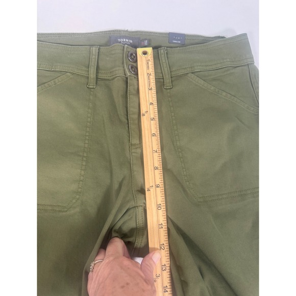 Torrid Crop Aviator Pants Skinny Stretch Twill Mid-Rise Olive‎ Green Size 14 - Picture 5 of 8